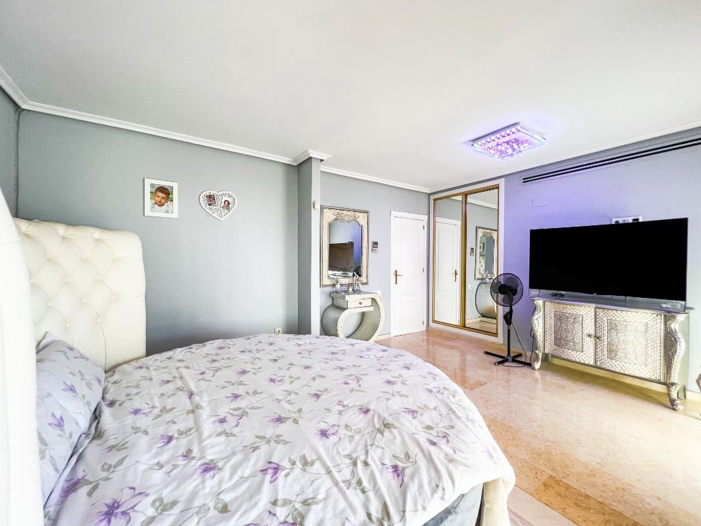 5 bedroom Villa for sale in La Mata - € 1,170,000 (Ref: 9818930)