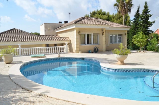 4 soverom Villa til salgs i Dehesa de Campoamor, Orihuela - € 890 000 (Ref: 9818934)