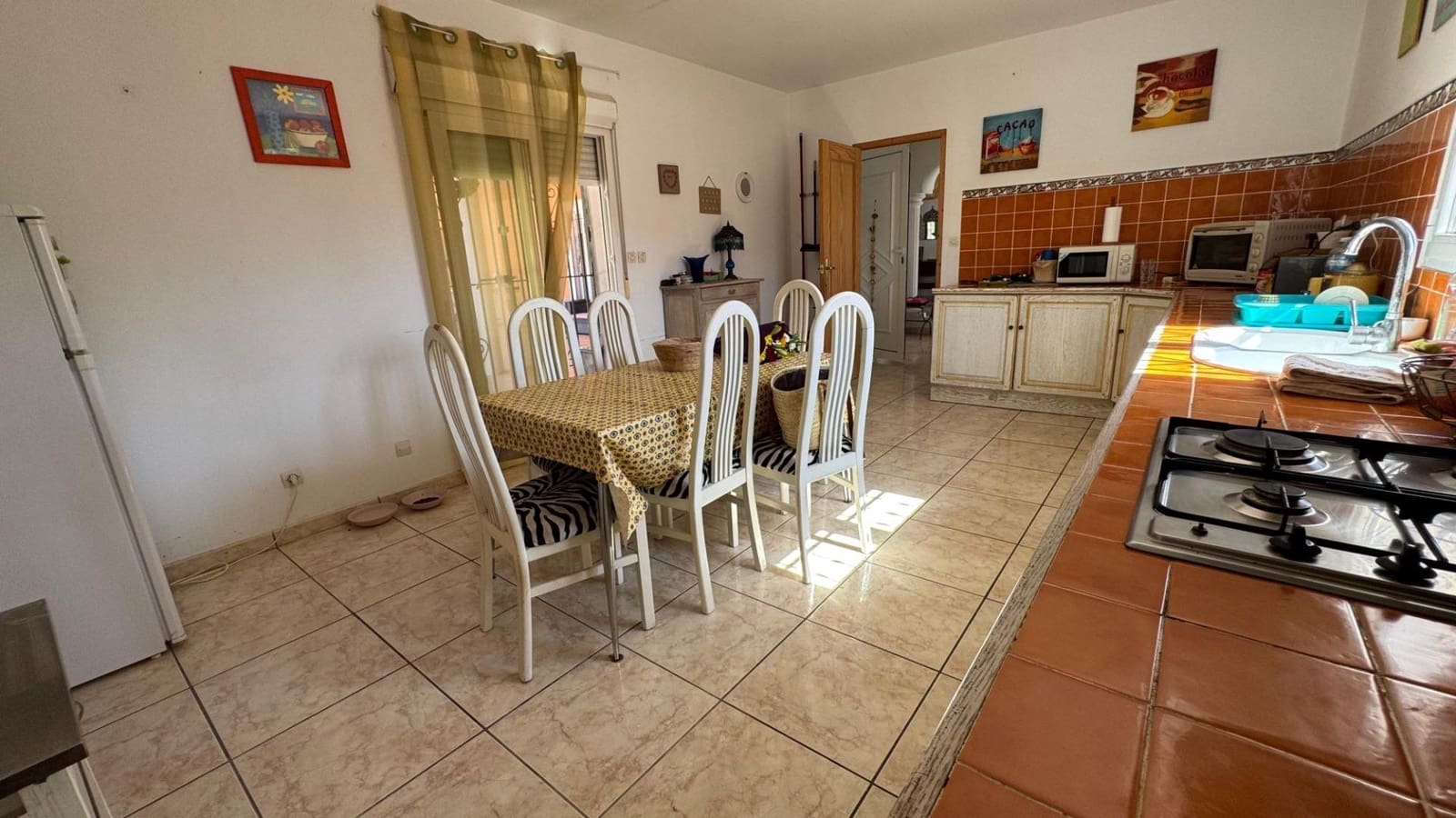 6 soverom Villa til salgs i Albatera med garasje - € 280 000 (Ref: 9818941)
