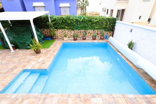 4 soveværelse Villa til salg i Las Filipinas med swimmingpool garage - € 408.000 (Ref: 9818952)