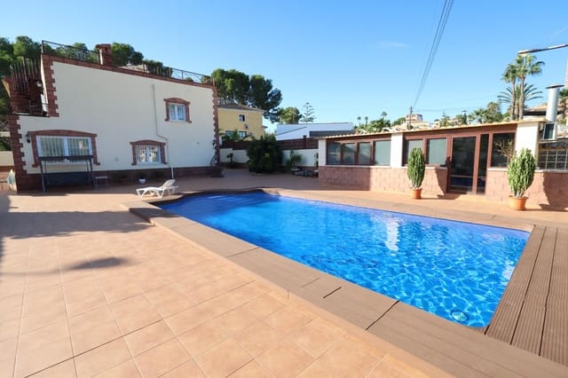 5 soverom Villa til salgs i Los Balcones - Los Altos, Torrevieja med svømmebasseng garasje - € 930 000 (Ref: 9818958)