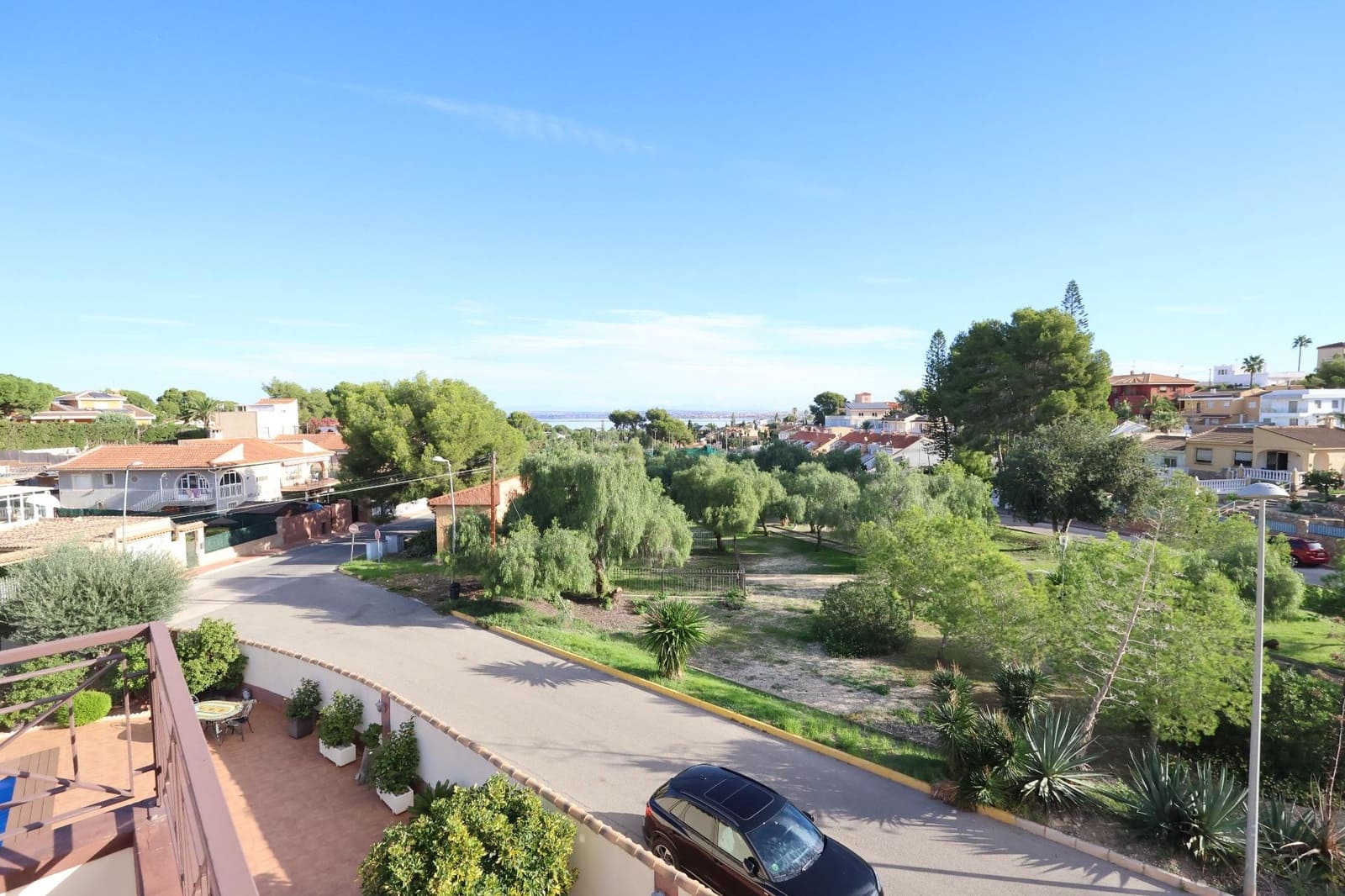 5 soverom Villa til salgs i Torrevieja med svømmebasseng garasje - € 930 000 (Ref: 9818958)
