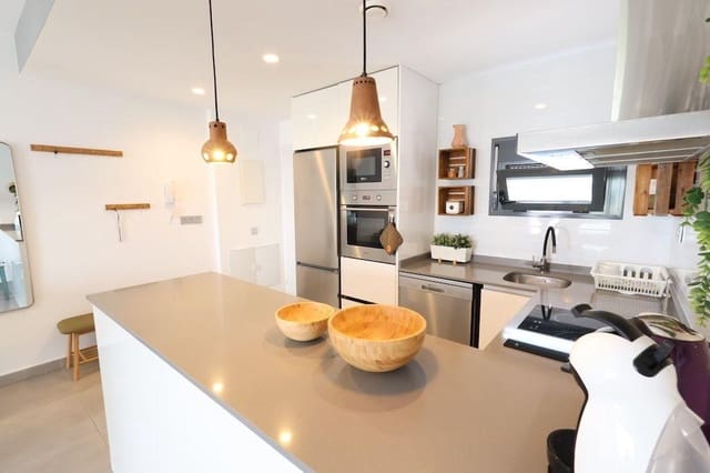 2 soveværelse Bungalow til salg i Pilar de la Horadada ciudad, Pilar de la Horadada med swimmingpool garage - € 223.000 (Ref: 9818959)