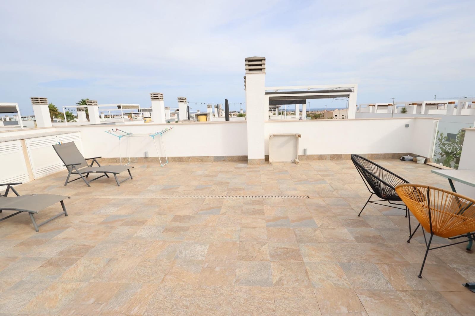 2 soveværelse Bungalow til salg i Pilar de la Horadada med swimmingpool garage - € 223.000 (Ref: 9818959)