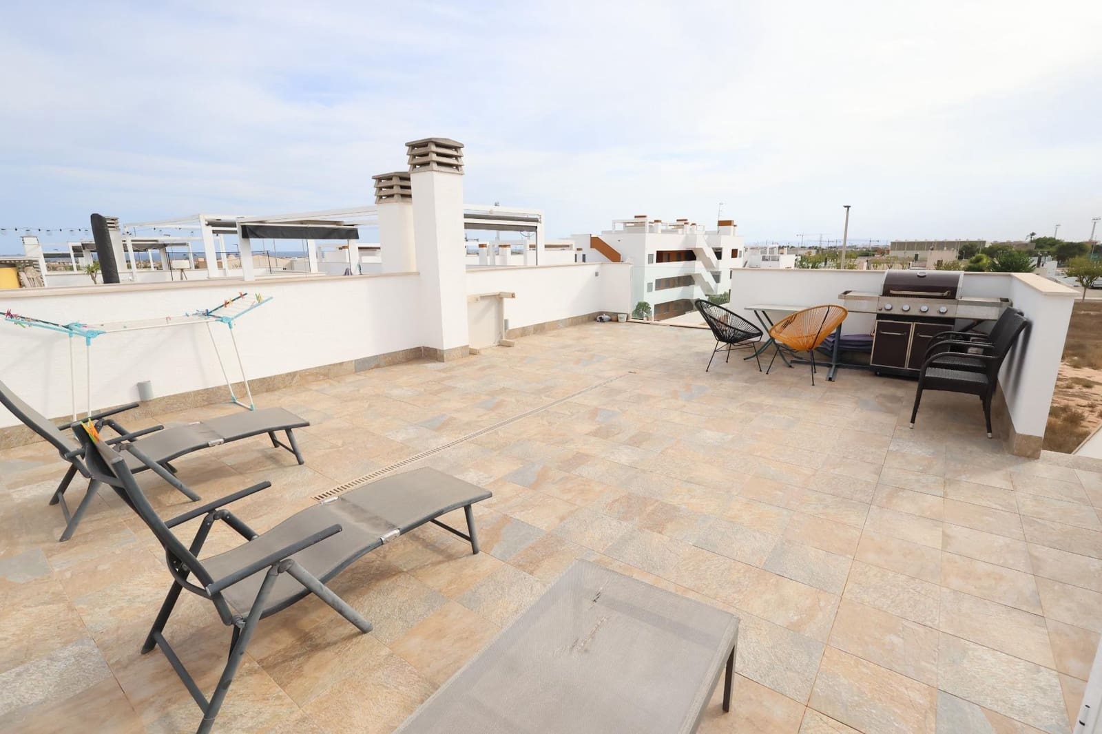 2 soveværelse Bungalow til salg i Pilar de la Horadada med swimmingpool garage - € 223.000 (Ref: 9818959)