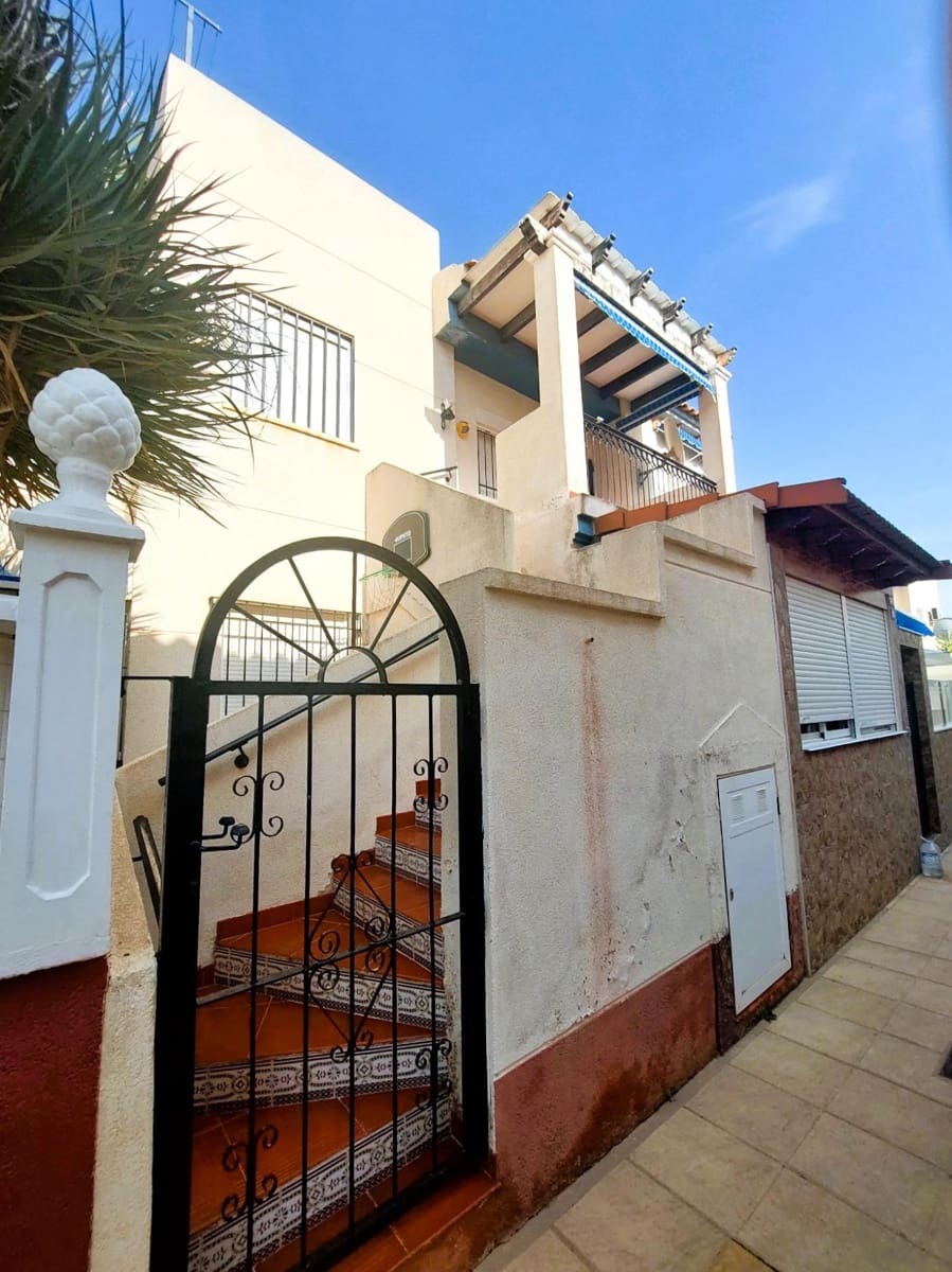 2 sypialnia Bungalow na sprzedaż w Orihuela Costa z basenem garażem - 147 000 € (Ref: 9818967)