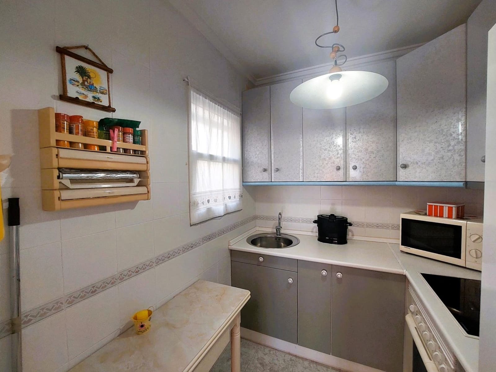 2 sypialnia Bungalow na sprzedaż w Orihuela Costa z basenem garażem - 147 000 € (Ref: 9818967)