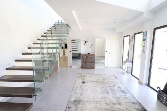 5 bedroom Villa for sale in Cap Martí - El Tossalet - Pinomar, Javea / Xàbia with pool garage - € 2,499,000 (Ref: 9818971)