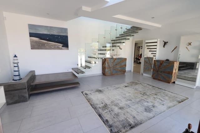 5 bedroom Villa for sale in Cap Martí - El Tossalet - Pinomar, Javea / Xàbia with pool garage - € 2,499,000 (Ref: 9818971)