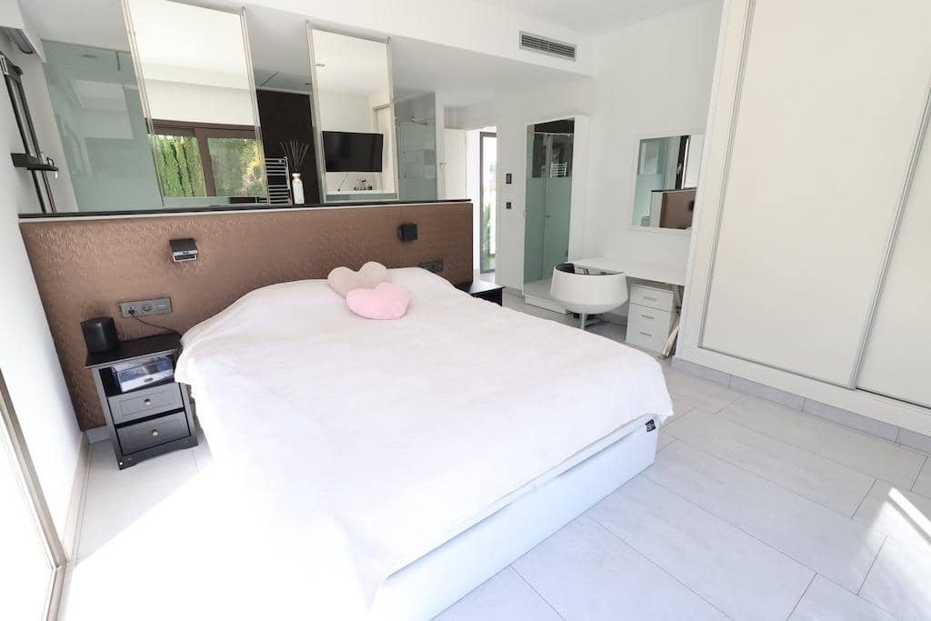 5 bedroom Villa for sale in Javea / Xabia with pool garage - € 2,499,000 (Ref: 9818971)