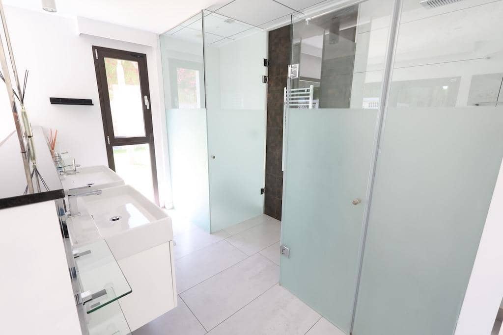 5 bedroom Villa for sale in Javea / Xabia with pool garage - € 2,499,000 (Ref: 9818971)