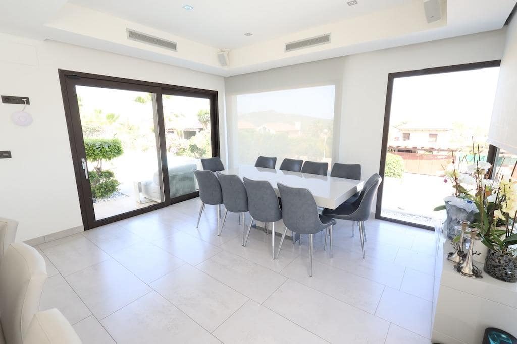 5 bedroom Villa for sale in Javea / Xabia with pool garage - € 2,499,000 (Ref: 9818971)