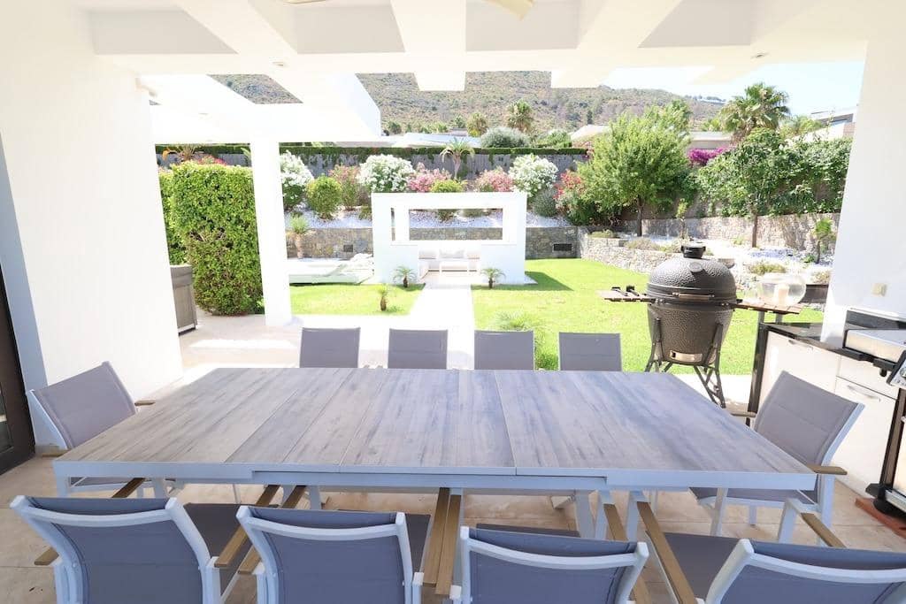5 bedroom Villa for sale in Javea / Xabia with pool garage - € 2,499,000 (Ref: 9818971)