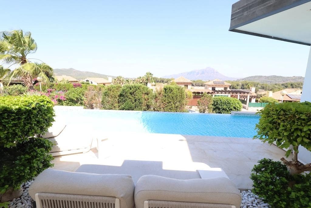 5 bedroom Villa for sale in Javea / Xabia with pool garage - € 2,499,000 (Ref: 9818971)