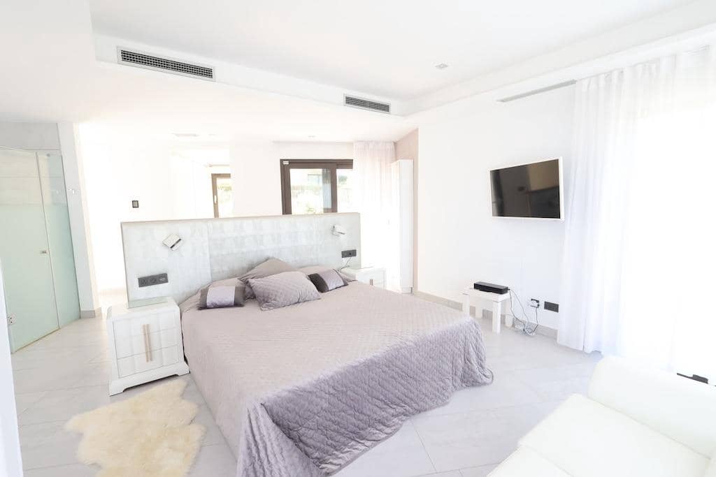 5 bedroom Villa for sale in Javea / Xabia with pool garage - € 2,499,000 (Ref: 9818971)