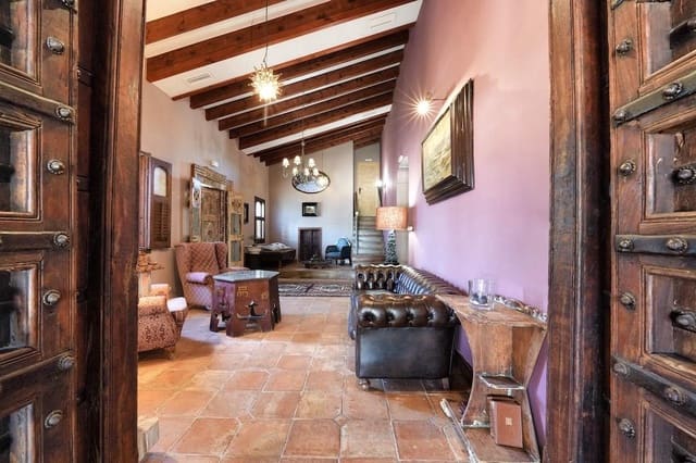 4 Zimmer Villa zu verkaufen in Desamparados - Hurchillo - Torremendo, Orihuela - 1.750.000 € (Ref: 9818984)