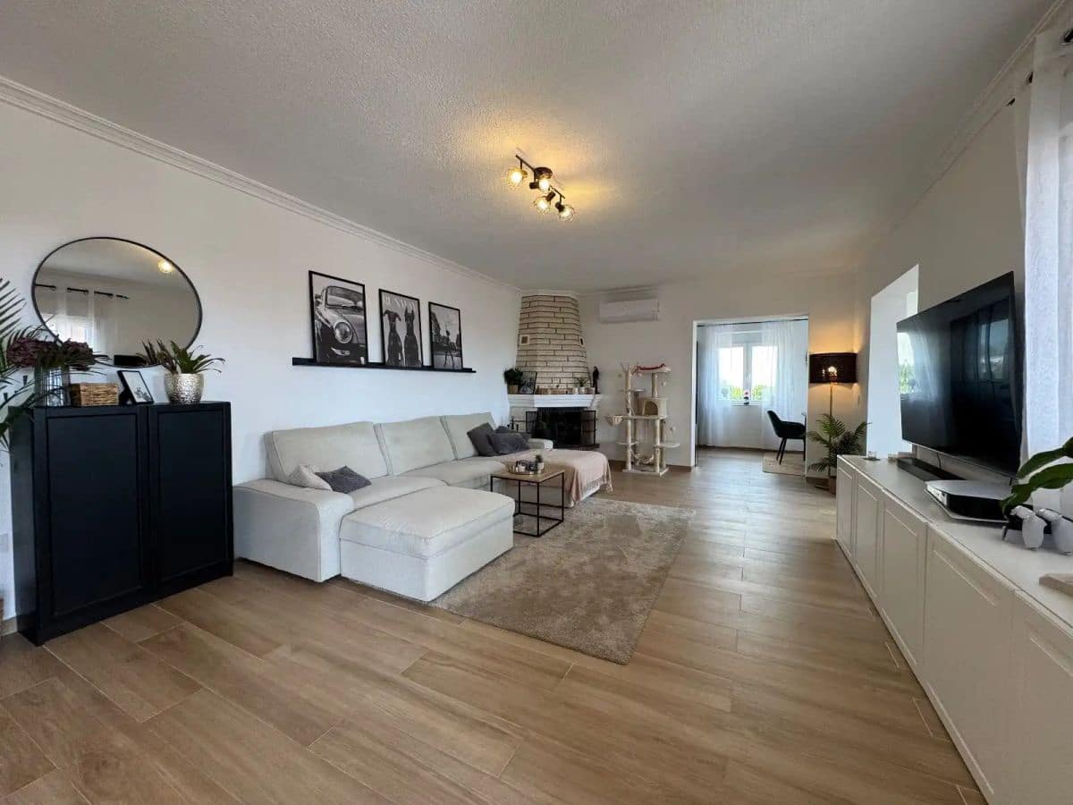 3 makuuhuone Huvila myytävänä paikassa Ciudad Quesada mukana 
autotalli - 535 000 € (Ref: 9818985)