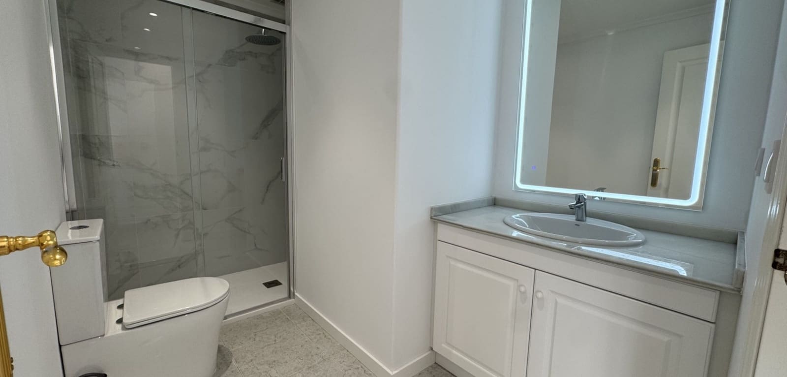 2 makuuhuone Huoneisto myytävänä paikassa Orihuela Costa mukana uima-altaan - 239 000 € (Ref: 9818991)