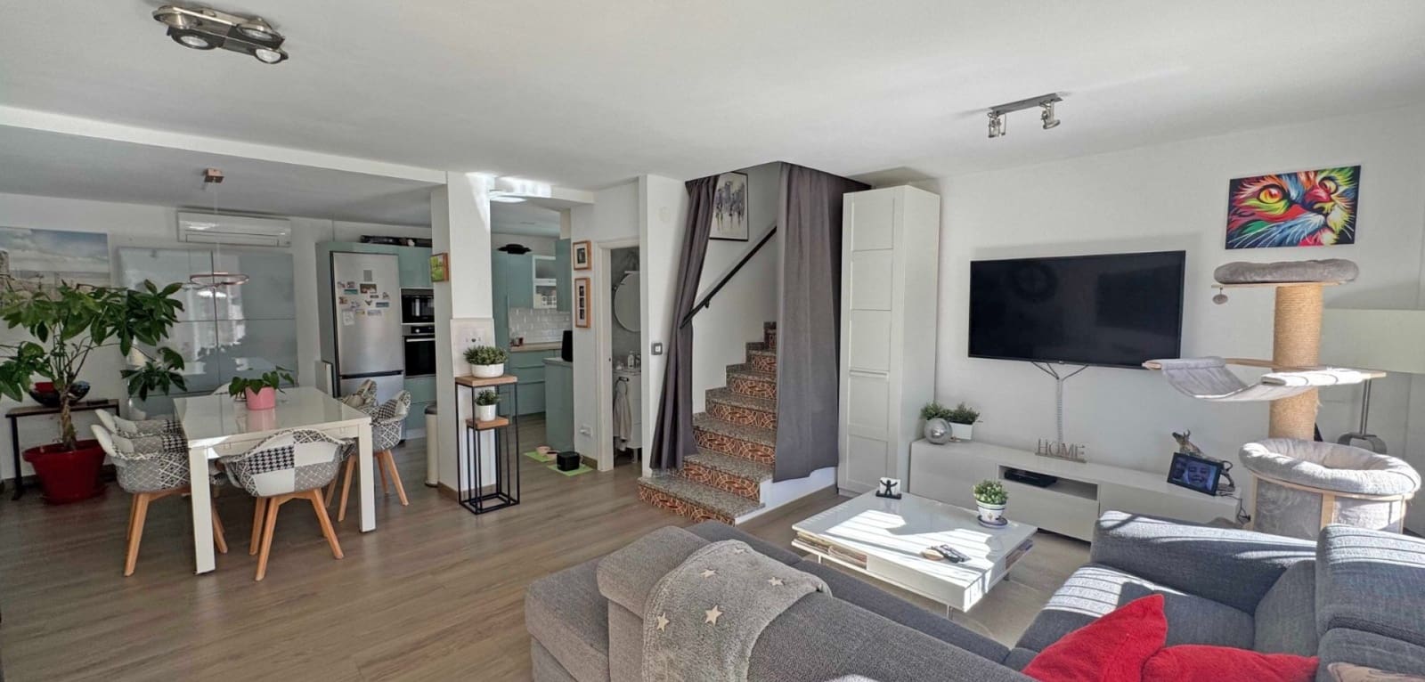 2 soveværelse Byhus til salg i Orihuela Costa med swimmingpool - € 279.900 (Ref: 9818996)