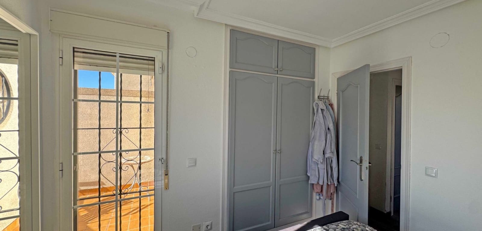 2 soveværelse Byhus til salg i Orihuela Costa med swimmingpool - € 279.900 (Ref: 9818996)