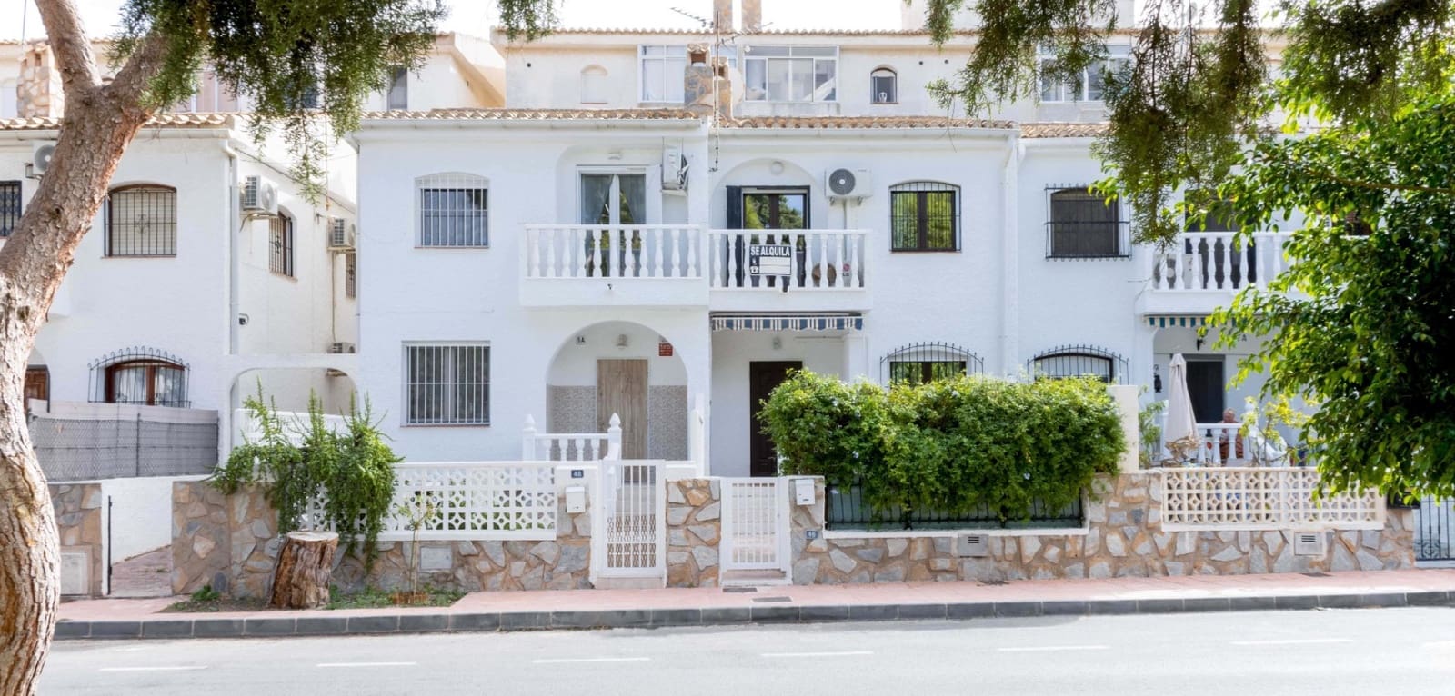 3 soveværelse Byhus til salg i Orihuela Costa - € 328.000 (Ref: 9819000)