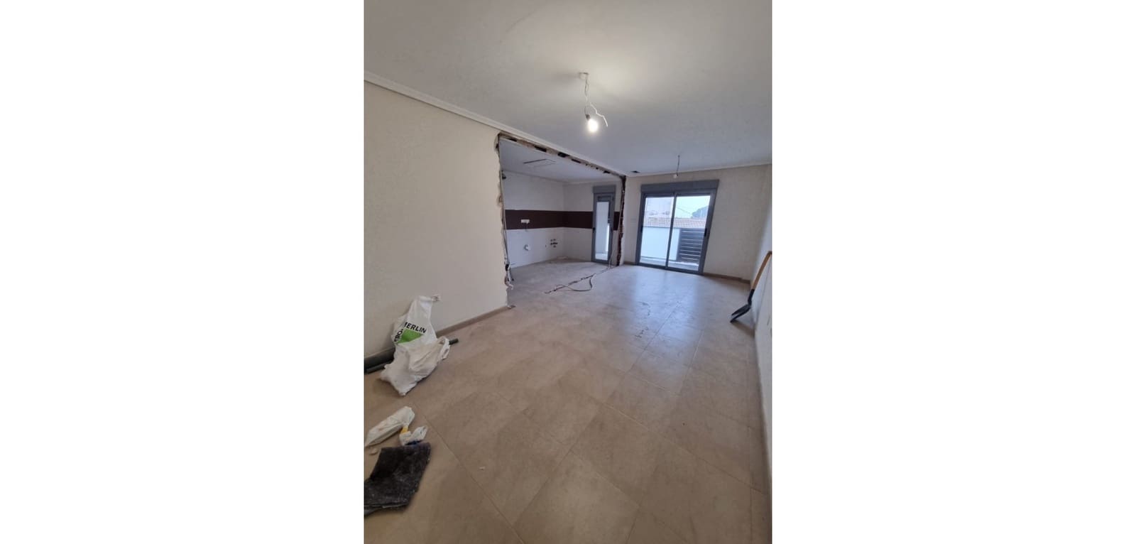 3 bedroom Apartment for sale in Torrevieja - € 155,000 (Ref: 9819005)
