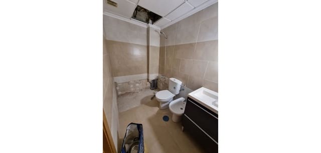 3 bedroom Apartment for sale in Puerto Deportivo, Torrevieja - € 155,000 (Ref: 9819005)