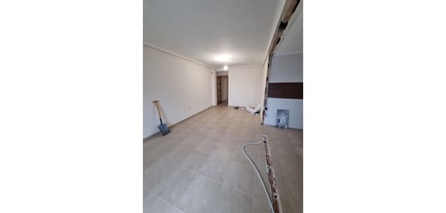 3 bedroom Apartment for sale in Puerto Deportivo, Torrevieja - € 155,000 (Ref: 9819005)
