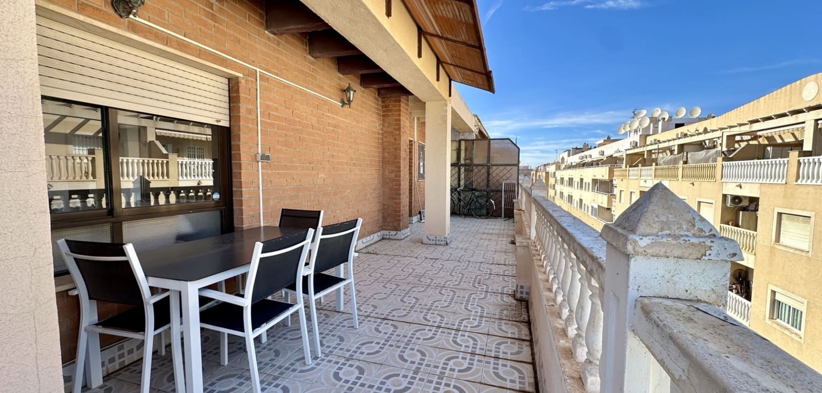 1 makuuhuone Huoneisto myytävänä paikassa Torrevieja - 139 900 € (Ref: 9819007)