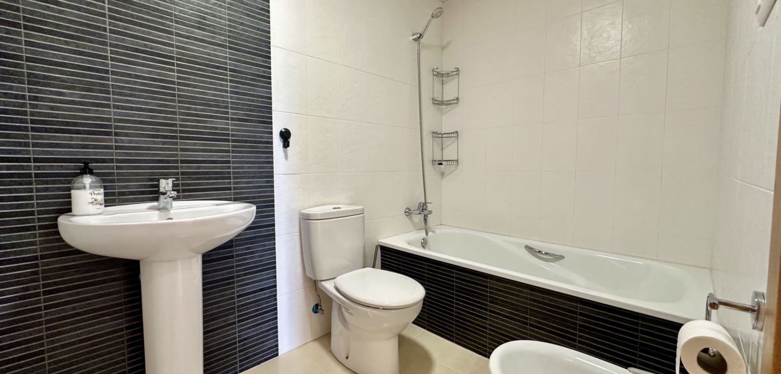 3 bedroom Apartment for sale in San Miguel de Salinas with pool garage - € 170,000 (Ref: 9819012)