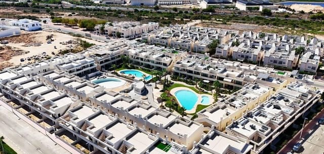 2 soveværelse Lejlighed til salg i La Veleta, Torrevieja med swimmingpool garage - € 379.000 (Ref: 9819014)