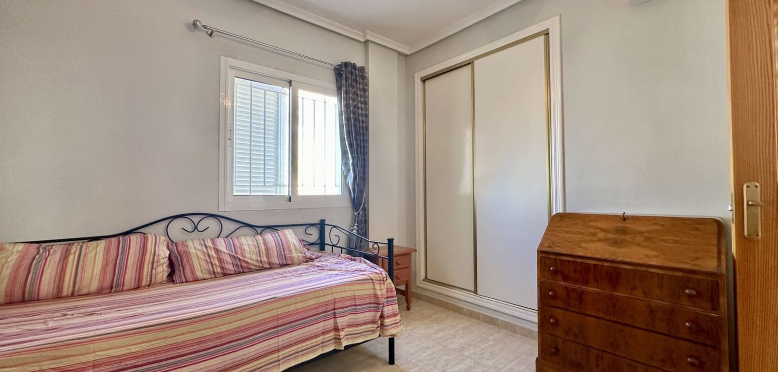 2 slaapkamer Appartement te koop in Orihuela Costa met zwembad - € 249.900 (Ref: 9819015)