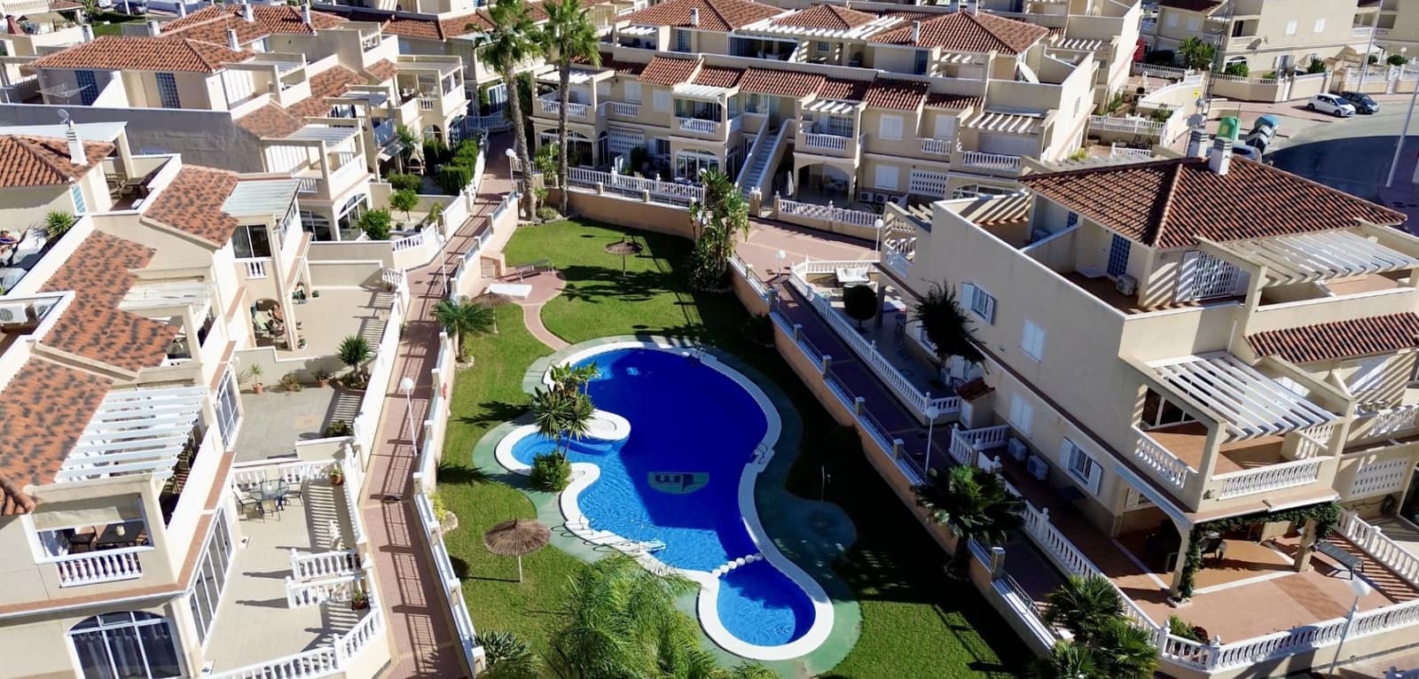 2 slaapkamer Appartement te koop in Orihuela Costa met zwembad - € 249.900 (Ref: 9819015)