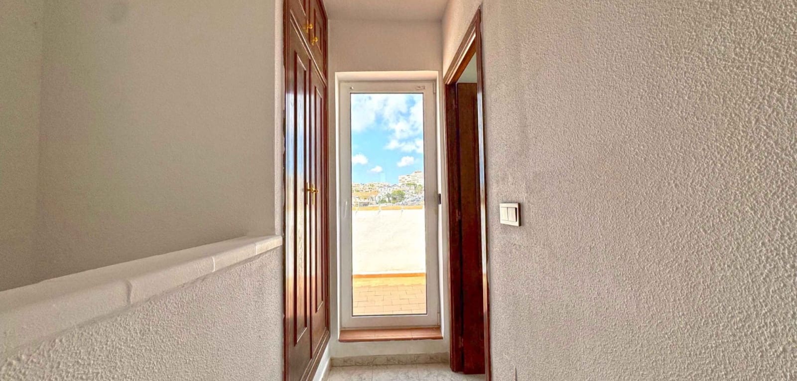 3 Zimmer Apartment zu verkaufen in Torrevieja mit Pool - 269.000 € (Ref: 9819033)