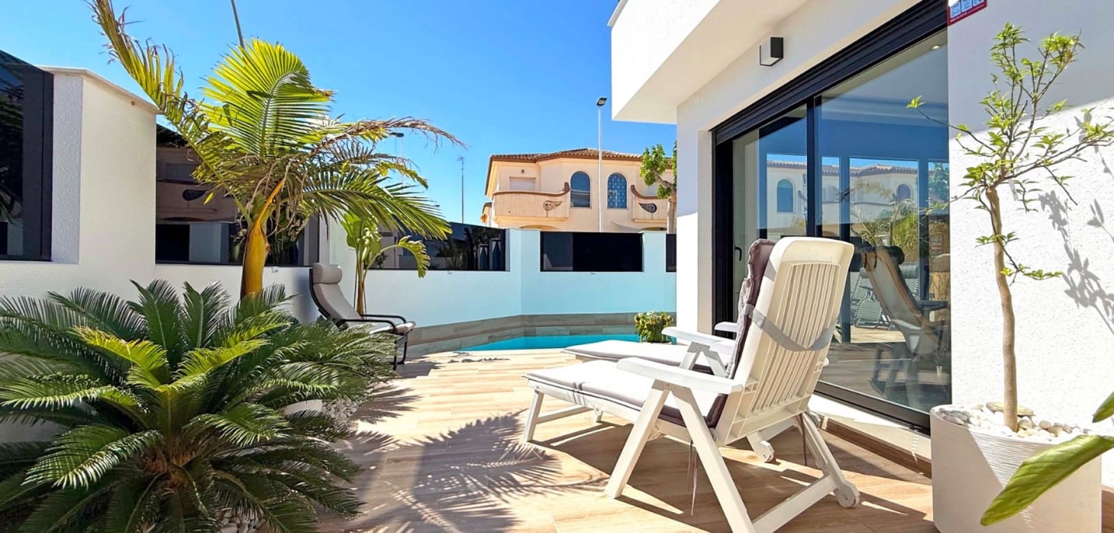2 bedroom Villa for sale in San Pedro del Pinatar with pool garage - € 495,000 (Ref: 9819036)