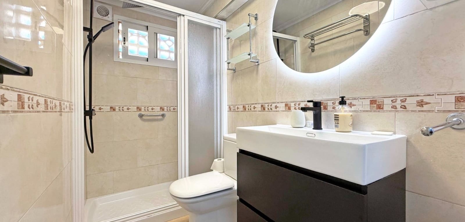 2 chambre Bungalow à vendre à Torrevieja avec piscine - 185 000 € (Ref: 9819038)