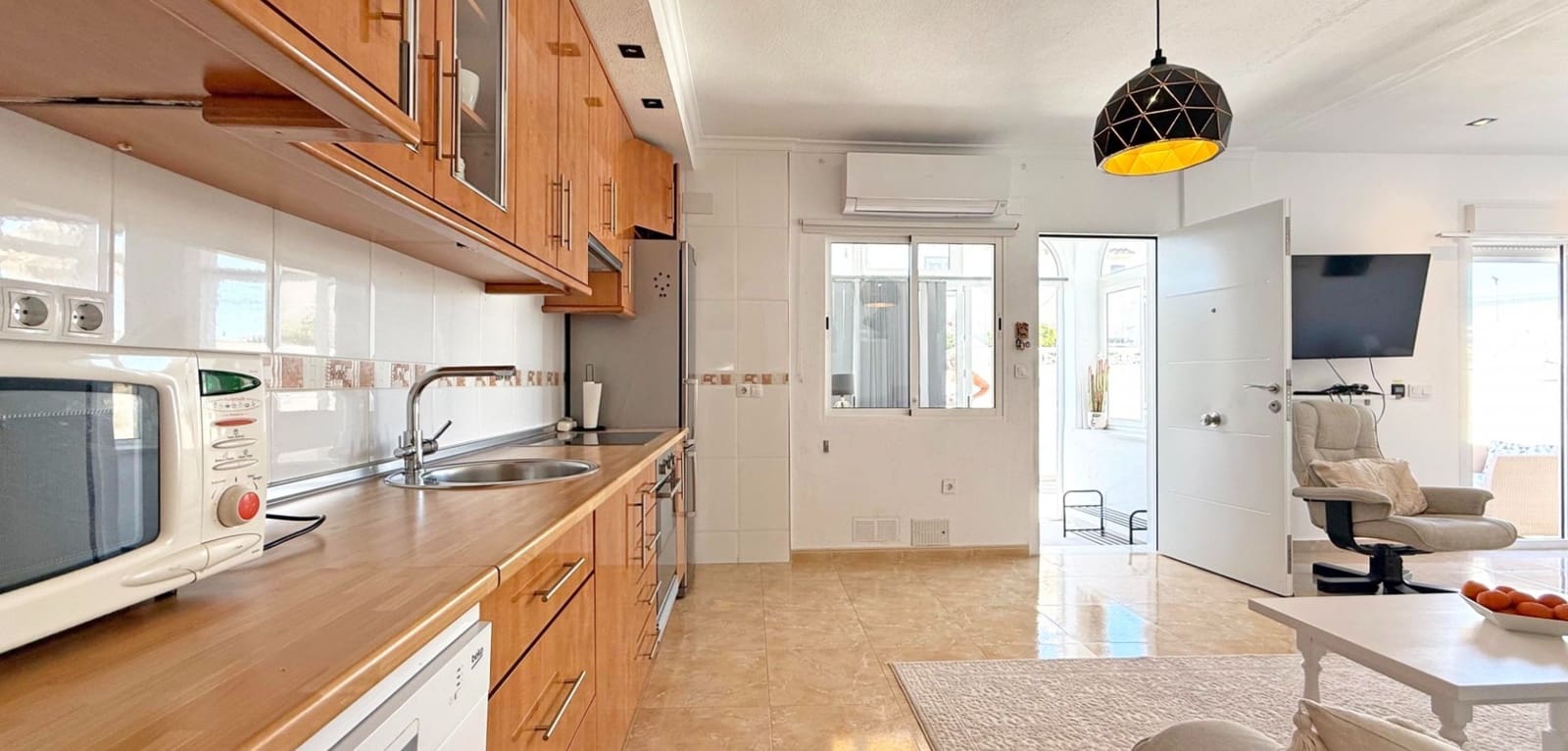 2 chambre Bungalow à vendre à Torrevieja avec piscine - 185 000 € (Ref: 9819038)