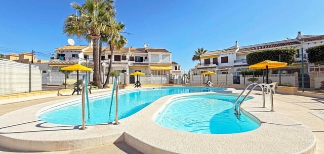 2 chambre Bungalow à vendre à Aguas Nuevas, Torrevieja avec piscine - 185 000 € (Ref: 9819038)