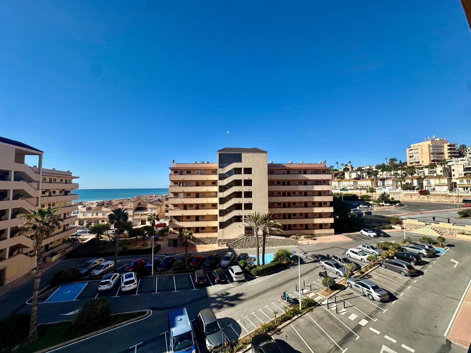 1 soveværelse Lejlighed til salg i Torrevieja - € 139.900 (Ref: 9819045)