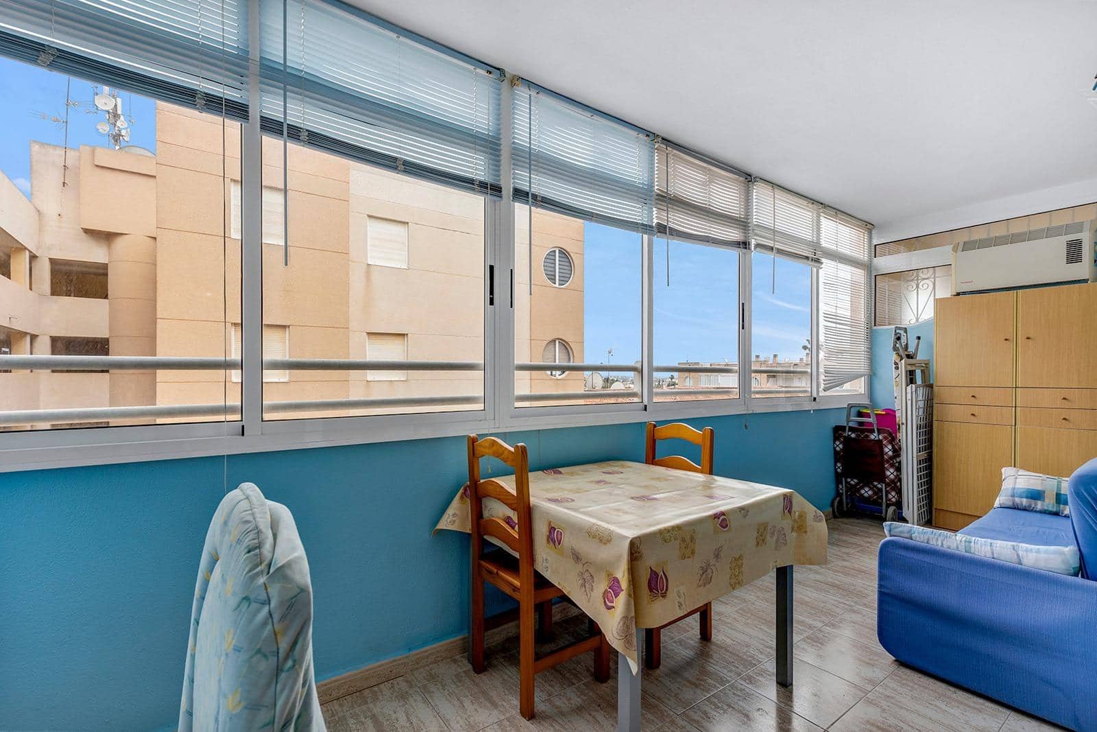 2 sovrum Lägenhet till salu i Torrevieja med pool - 111 500 € (Ref: 9819048)