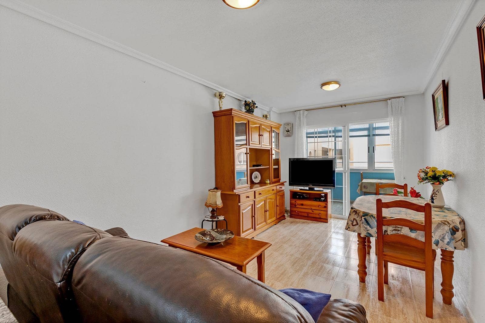 2 sovrum Lägenhet till salu i Torrevieja med pool - 111 500 € (Ref: 9819048)