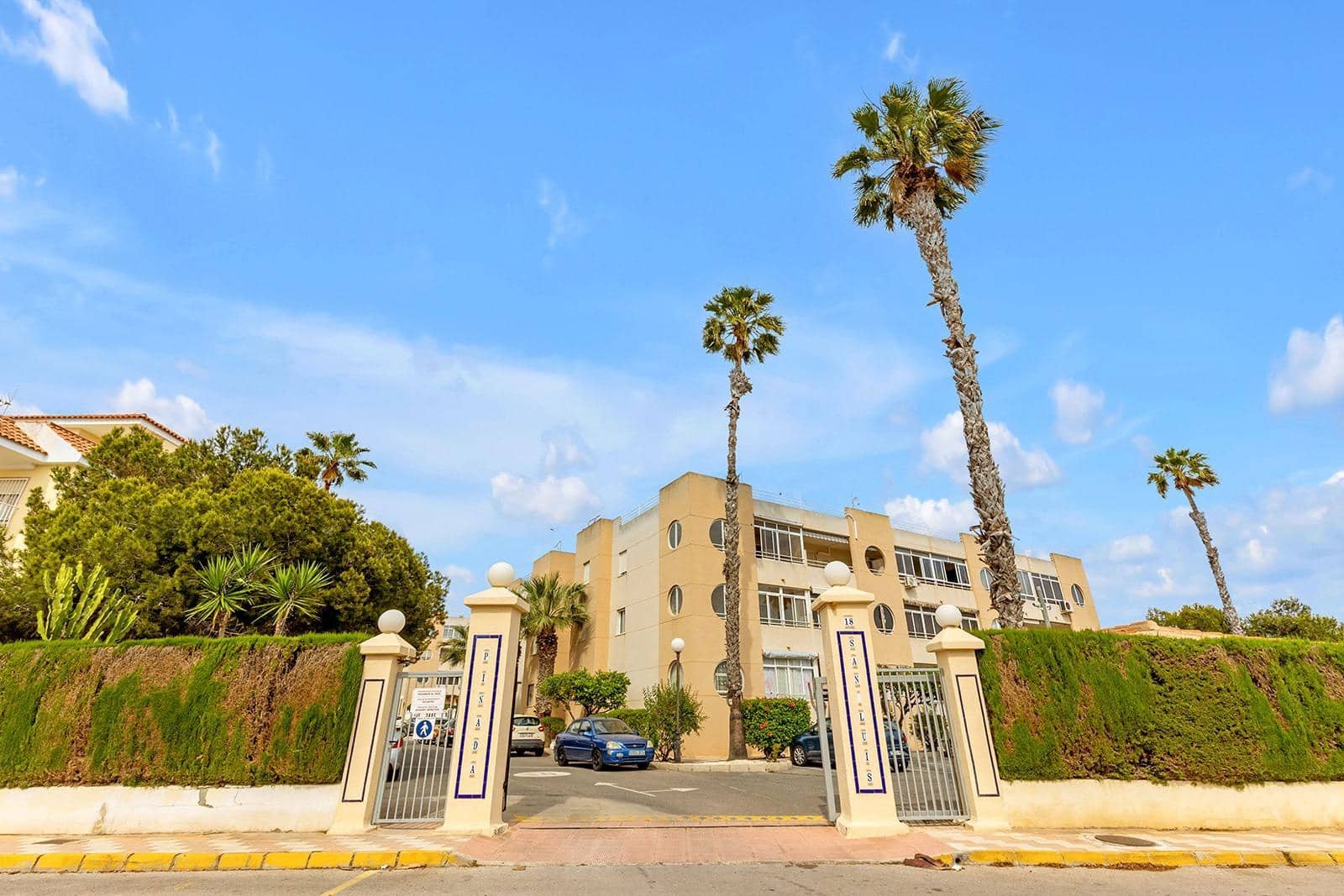 2 sovrum Lägenhet till salu i Torrevieja med pool - 111 500 € (Ref: 9819048)