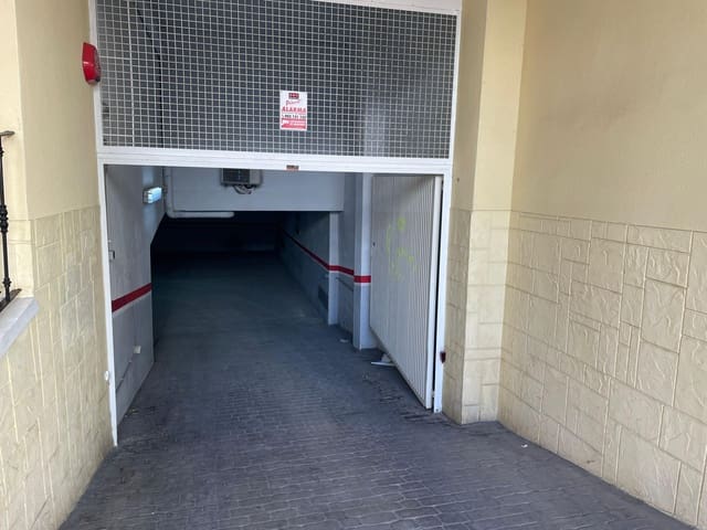 Garage til salg i Playa del Cura, Torrevieja - € 19.500 (Ref: 9819049)