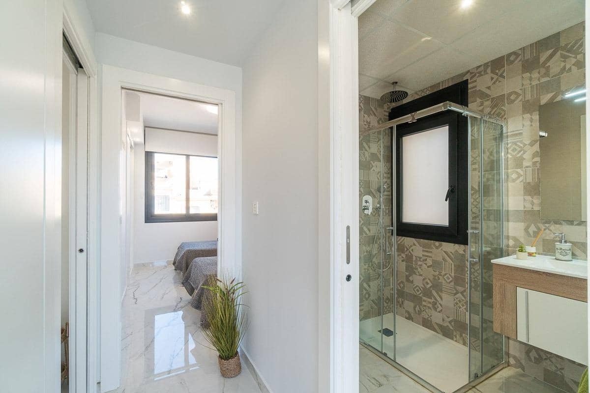 2 Zimmer Apartment zu verkaufen in Orihuela Costa mit Pool Garage - 275.000 € (Ref: 9819053)