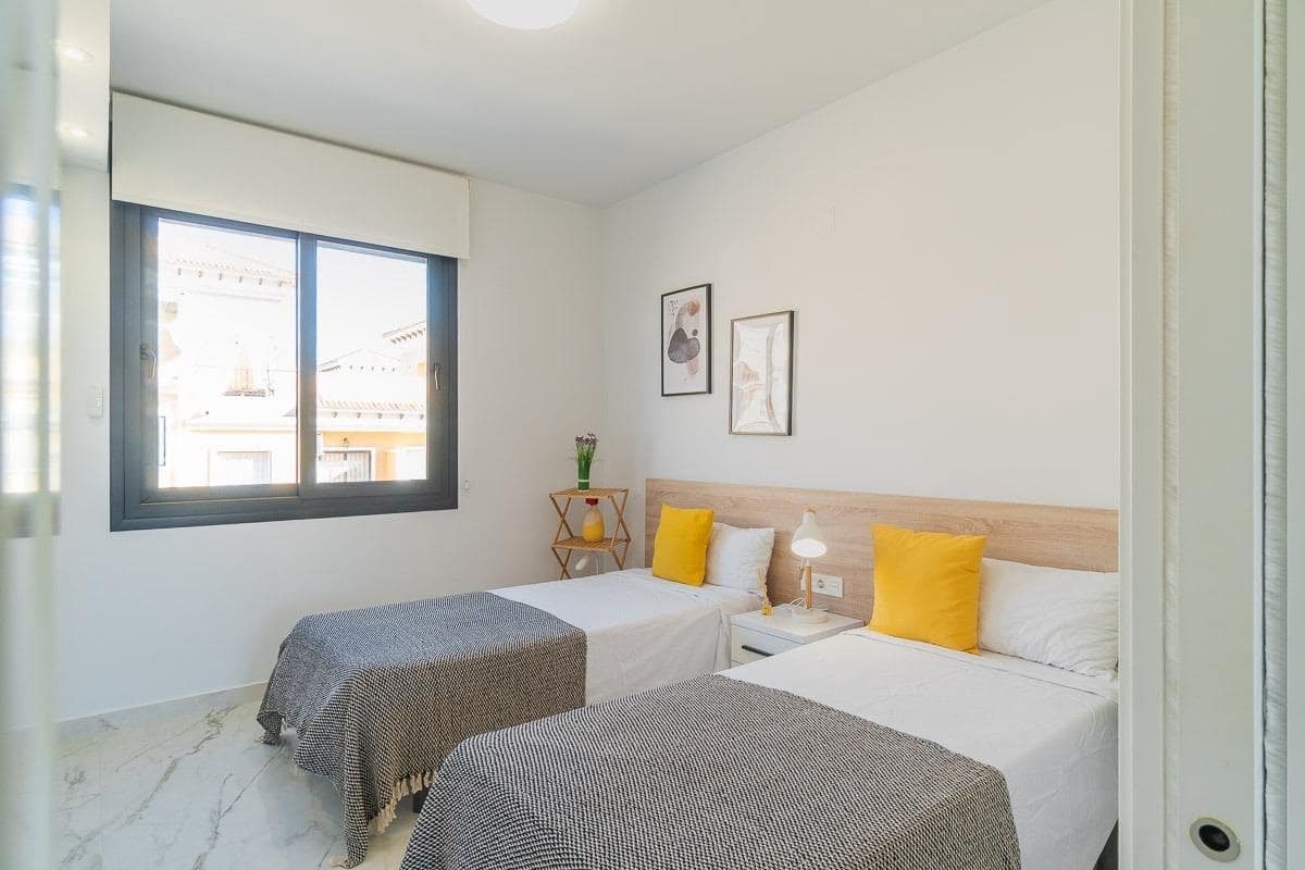 2 Zimmer Apartment zu verkaufen in Orihuela Costa mit Pool Garage - 275.000 € (Ref: 9819053)