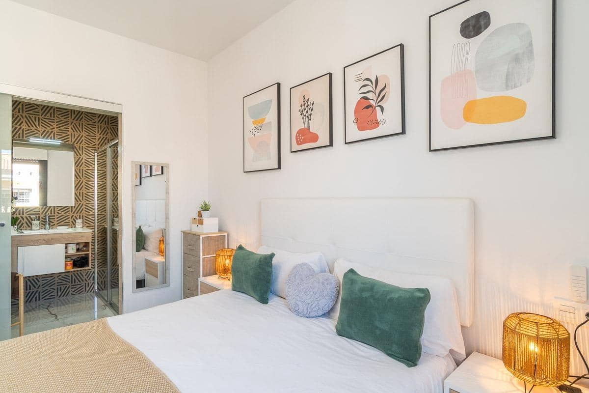 2 Zimmer Apartment zu verkaufen in Orihuela Costa mit Pool Garage - 275.000 € (Ref: 9819053)