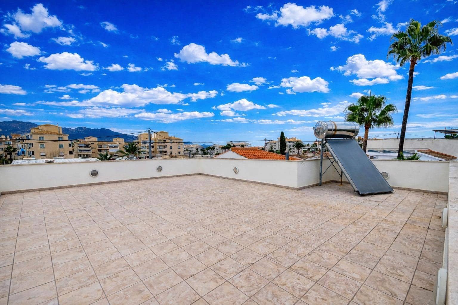 4 camera da letto Casa in vendita in Alfaz del Pi / L'Alfas del Pi con piscina - 902.000 € (Rif: 9819060)