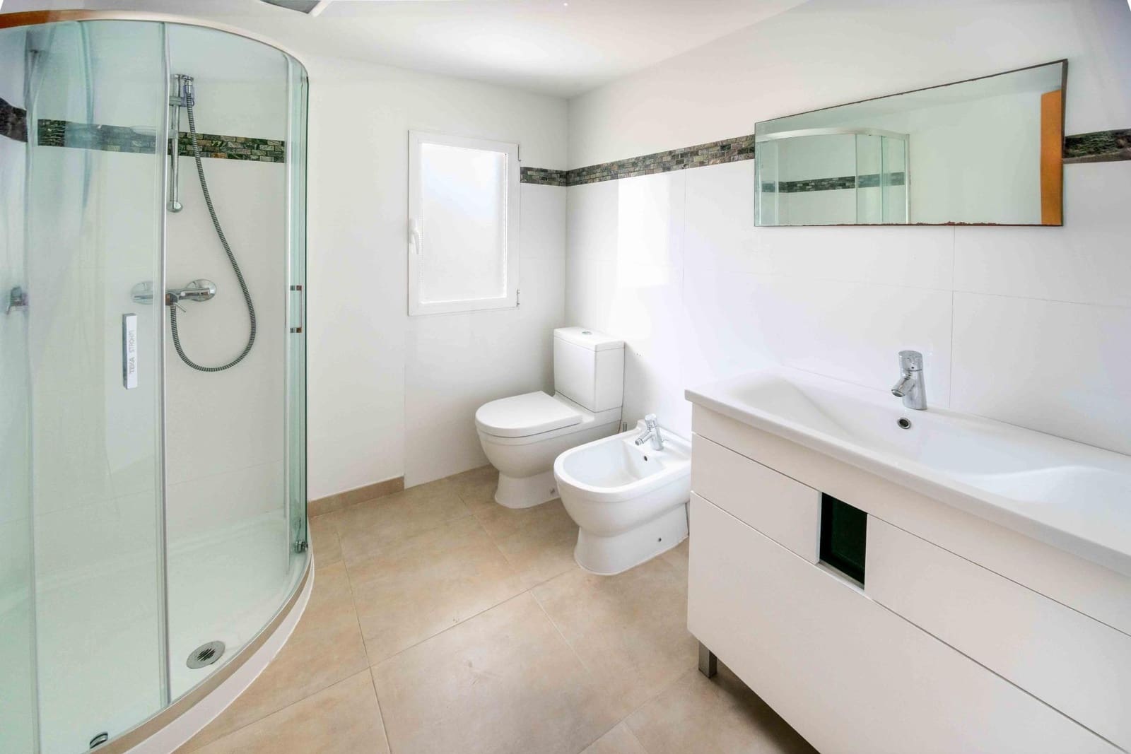 4 camera da letto Casa in vendita in Alfaz del Pi / L'Alfas del Pi con piscina - 902.000 € (Rif: 9819060)