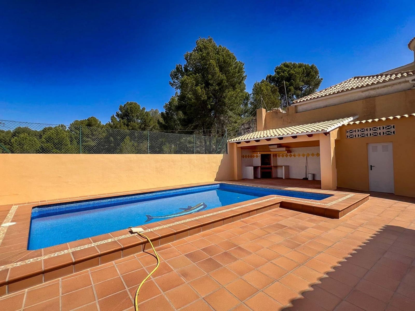 4 soveværelse Villa til salg i Alfaz del Pi / L'Alfas del Pi med swimmingpool garage - € 745.000 (Ref: 9819061)