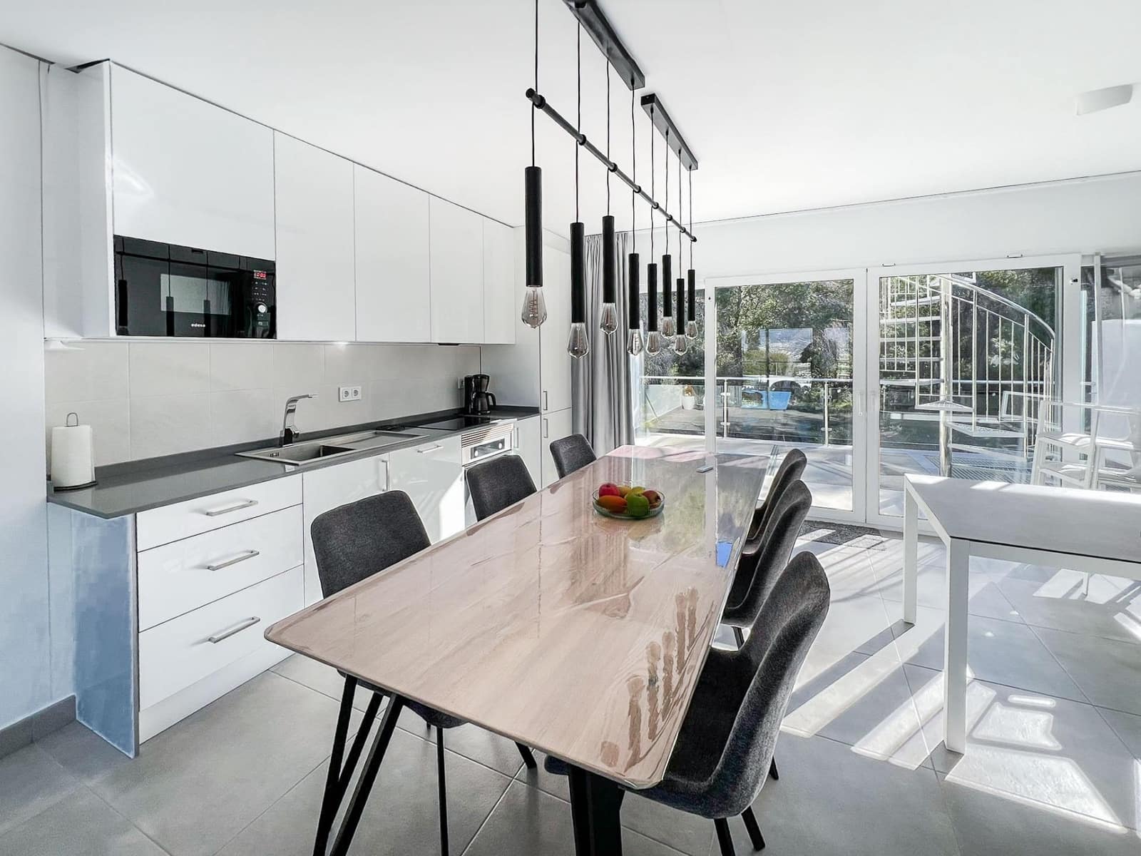 2 soveværelse Villa til salg i Alfaz del Pi / L'Alfas del Pi med swimmingpool - € 575.000 (Ref: 9819062)